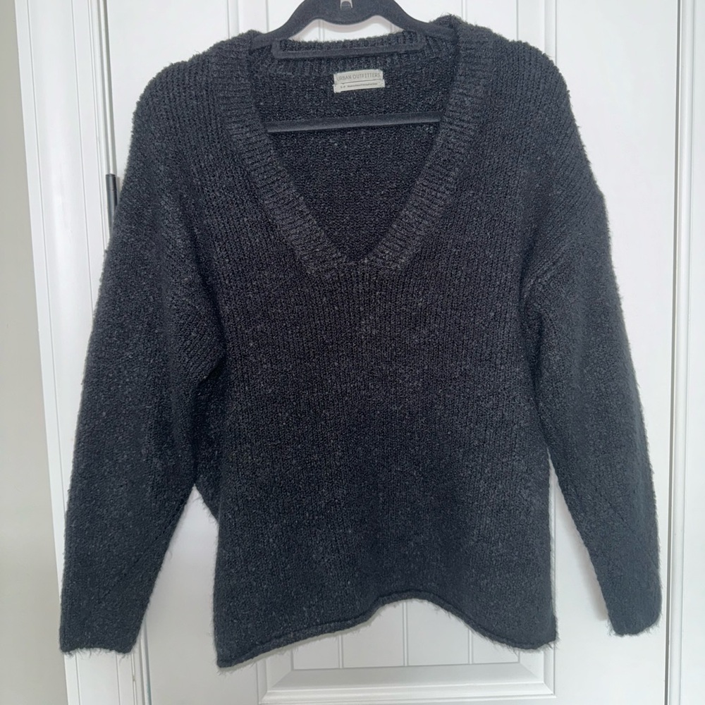 URBAN OUTFITTERS Knit Sweater - Black